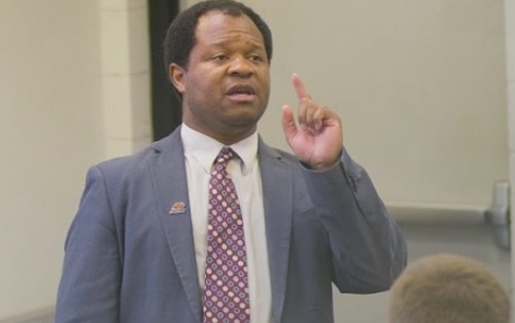 faculty-lecturing